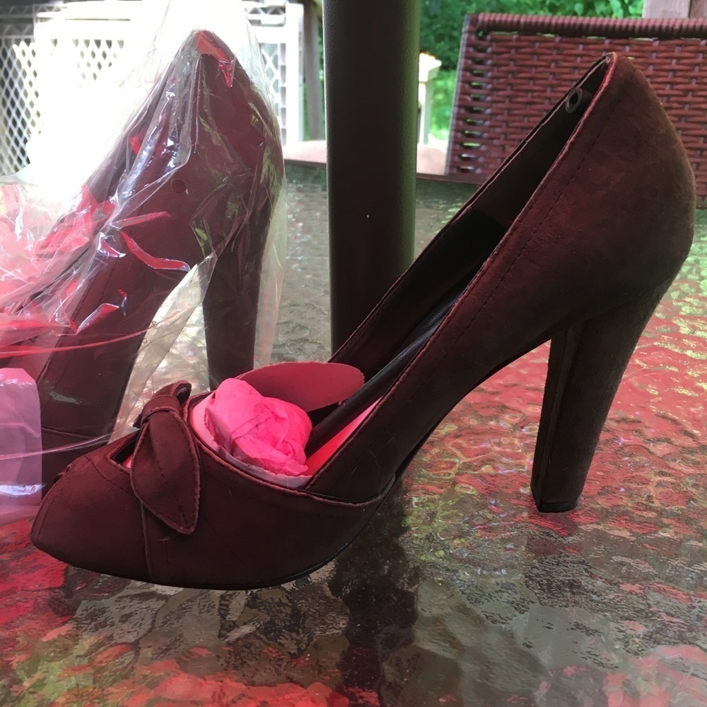 💄HP💄StevenxSteve Madden Therese Gray Suede Pumps